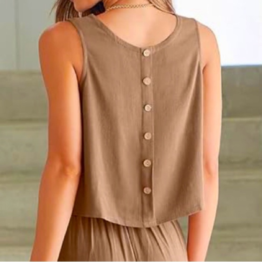 NWT Sleeveless Linen Tank